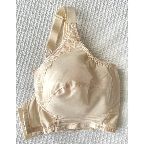Trulife Bra Naturalwear Size 44DD Irene Classic Softcup Mastectomy Nude Wireless - Picture 6 of 7